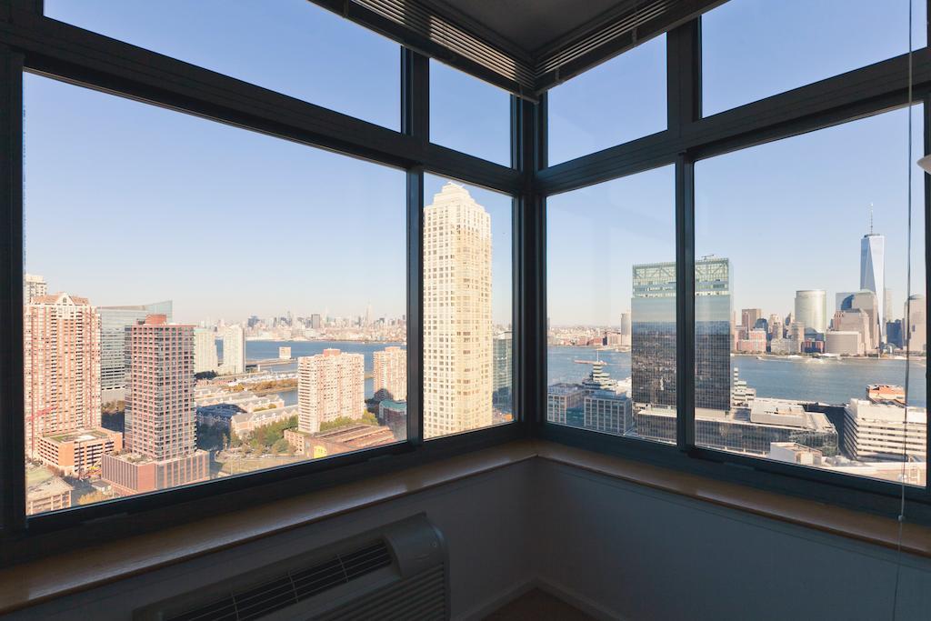 Downtown Luxury Suites Jersey City Room photo