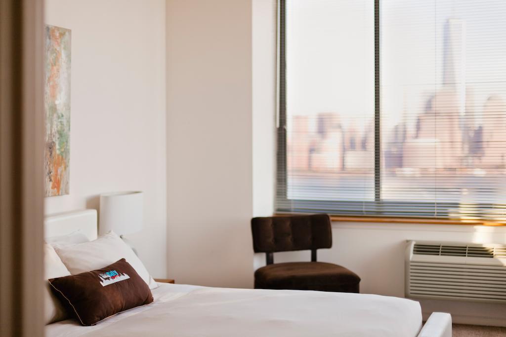 Downtown Luxury Suites Jersey City Room photo